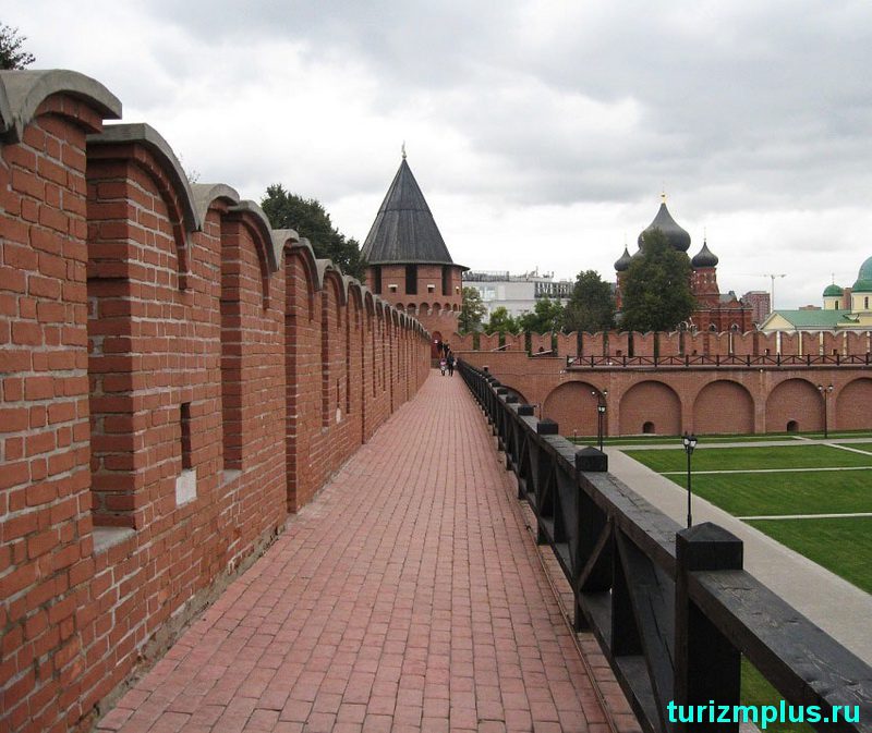 Длина всех стен Тульского кремля составляет 1066 метров